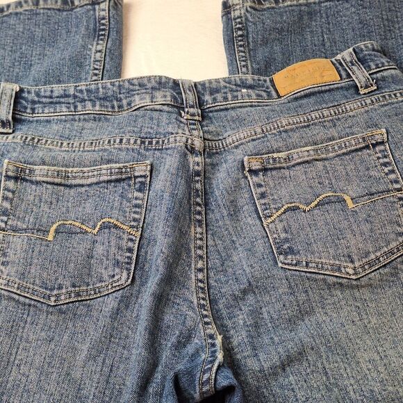 Maurices Womens Jr Size 15/16 Long Hipster Boot Stretch Distressed Medium Wash - Picture 9 of 16